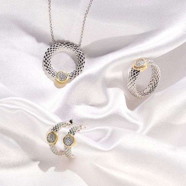 Conjunto de colar e brincos Ourivesaria Pinheiro